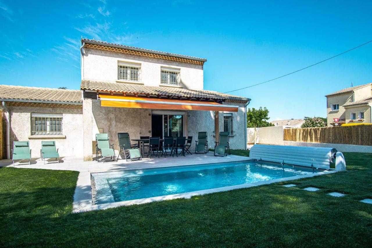 Christine'S Shed Villa LʼIsle-sur-la-Sorgue Exteriör bild
